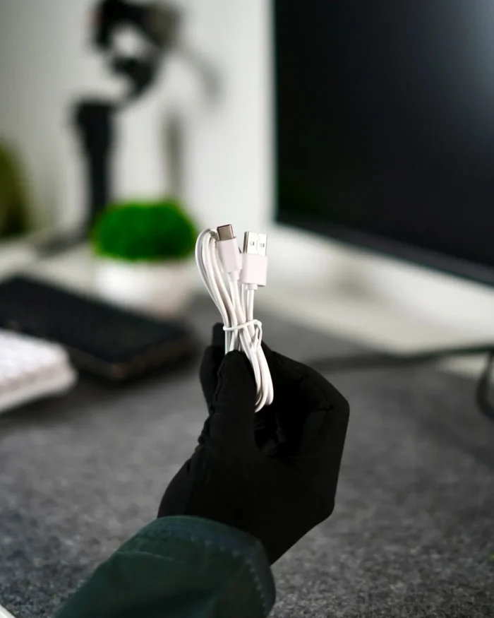 ⁦White Mechanical Arabic Keyboard 60%⁩ - الصورة ⁦10⁩