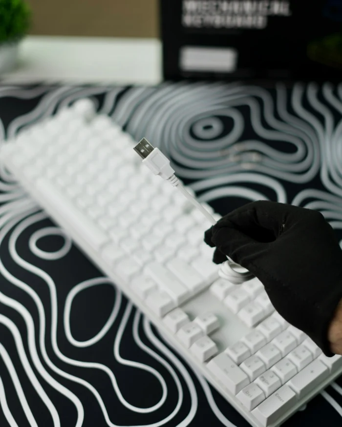 ⁦White Mechanical Arabic Keyboard 100%⁩ - الصورة ⁦8⁩