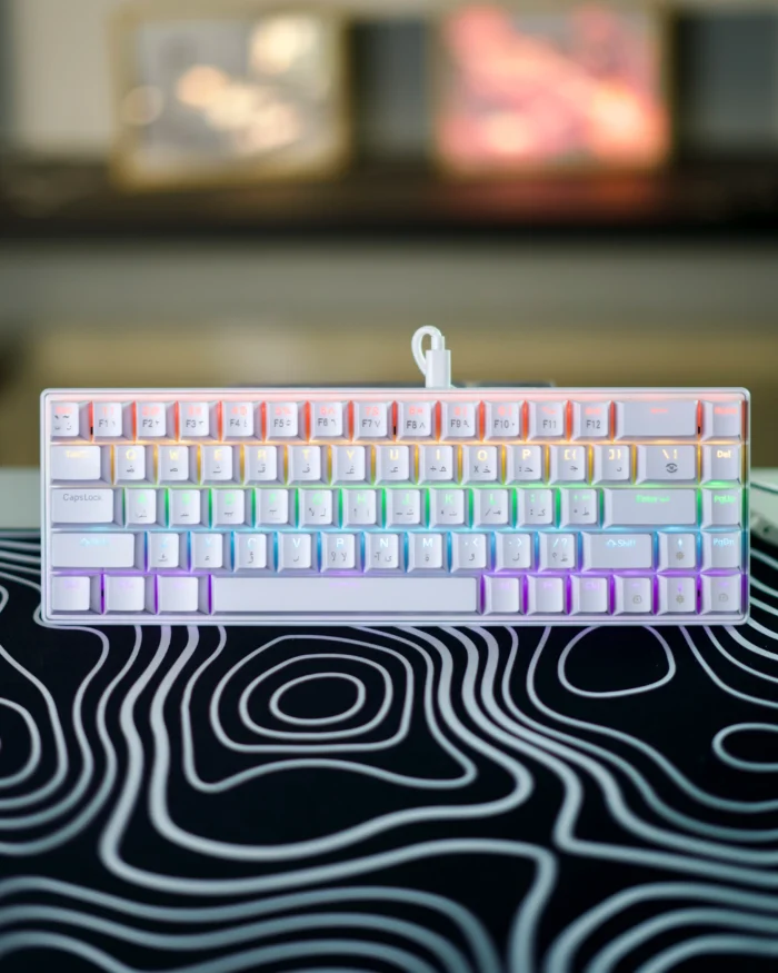 ⁦White Mechanical Arabic Keyboard 60%⁩ - الصورة ⁦1⁩