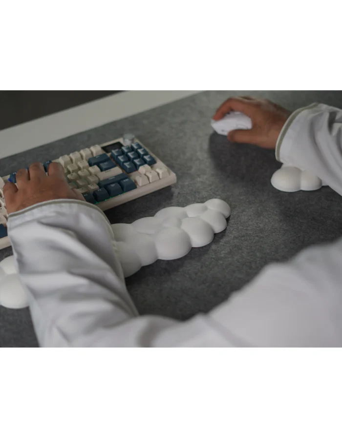 White Mouse Wrist Pad - Image 3