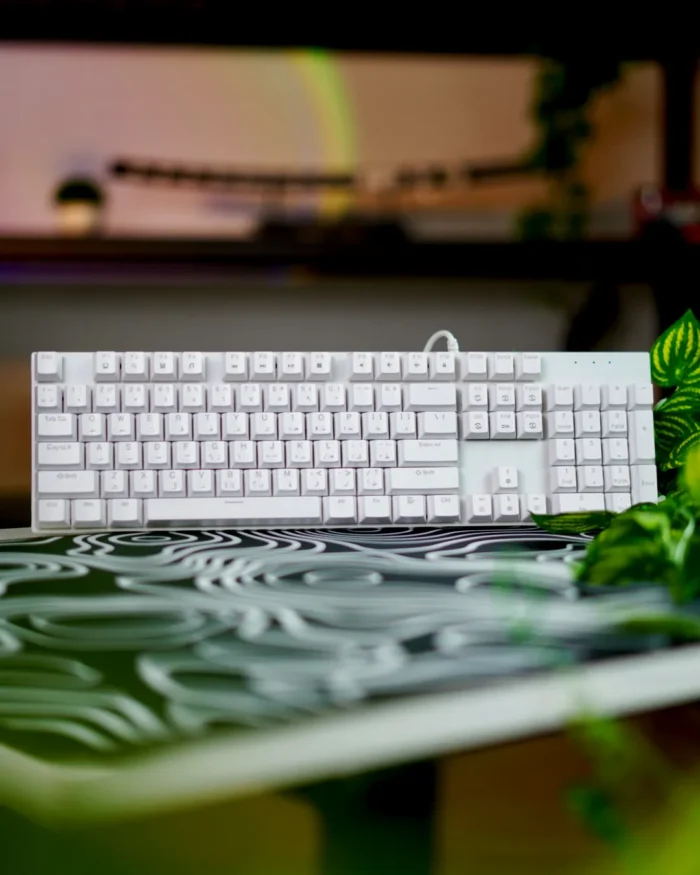⁦White Mechanical Arabic Keyboard 100%⁩ - الصورة ⁦3⁩