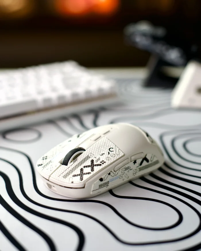 ⁦ATTACK SHARK X6 Wireless Gaming Mouse - White⁩ - الصورة ⁦4⁩