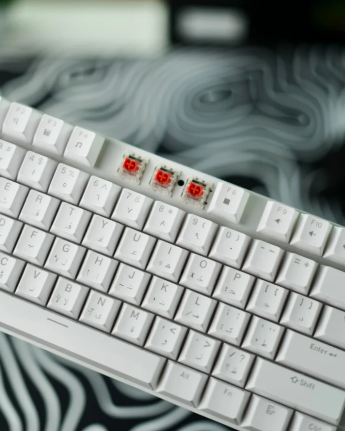 ⁦White Mechanical Arabic Keyboard 100%⁩ - الصورة ⁦10⁩
