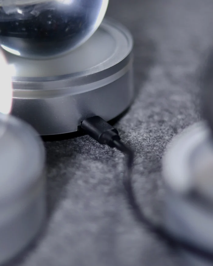 ⁦LED Base Crystal Ball - Moon⁩ - الصورة ⁦3⁩