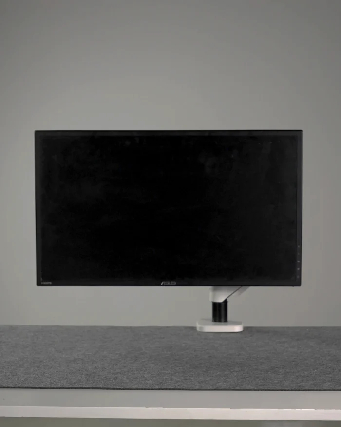 ⁦White Single Hydraulic Monitor Stand⁩ - الصورة ⁦4⁩