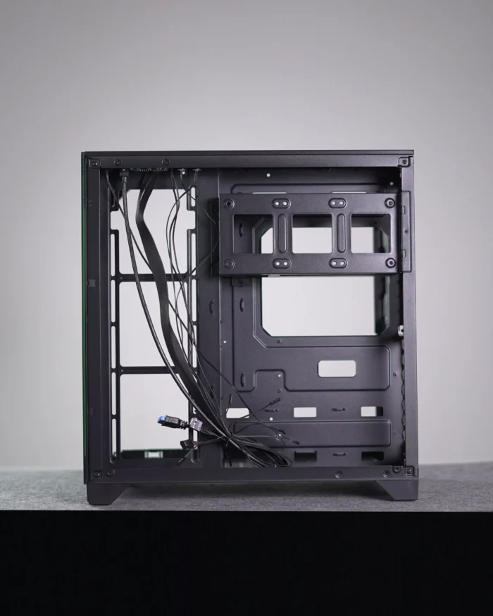 ⁦Black Skyline ATX PC Case⁩ - الصورة ⁦6⁩