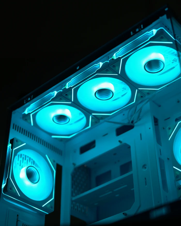 ⁦White Lone Warrior M-ATX PC Case + 6 Fans⁩ - الصورة ⁦4⁩