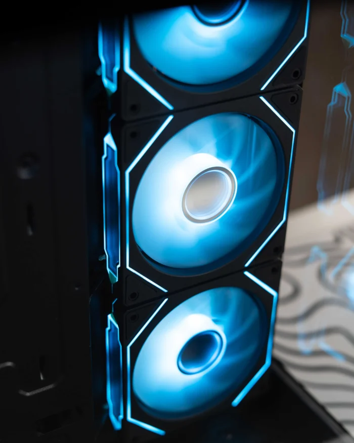 Black Lone Warrior PLUS ATX PC Case + 7 Fans - Image 3