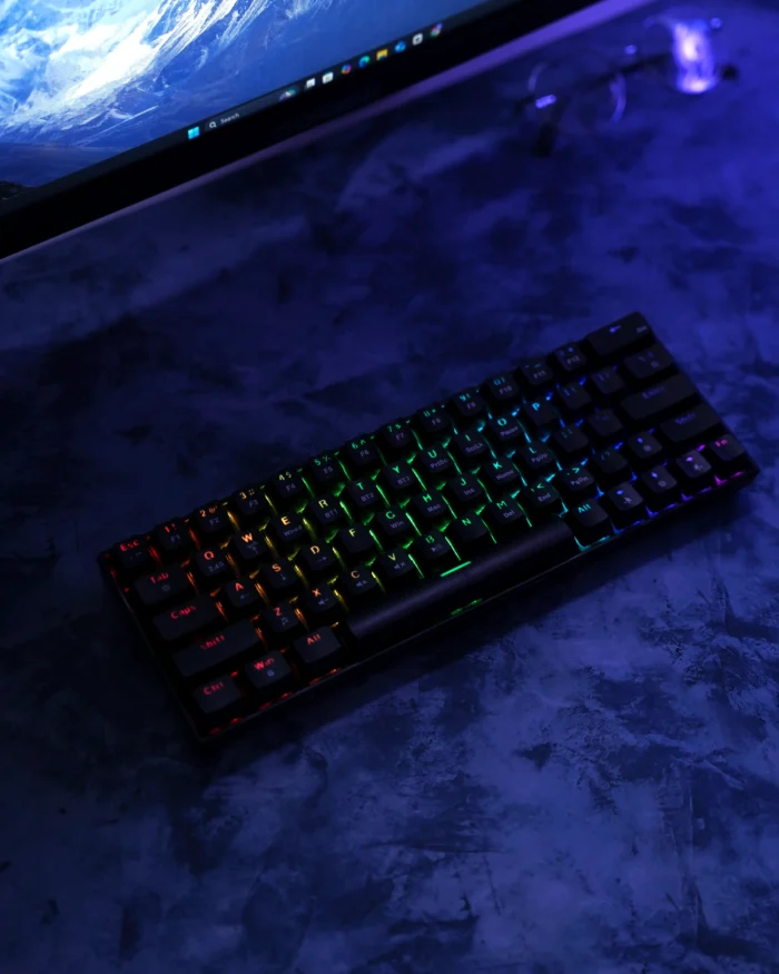 T-Wolf Wireless Gaming Keyboard 60% - Black - Image 4