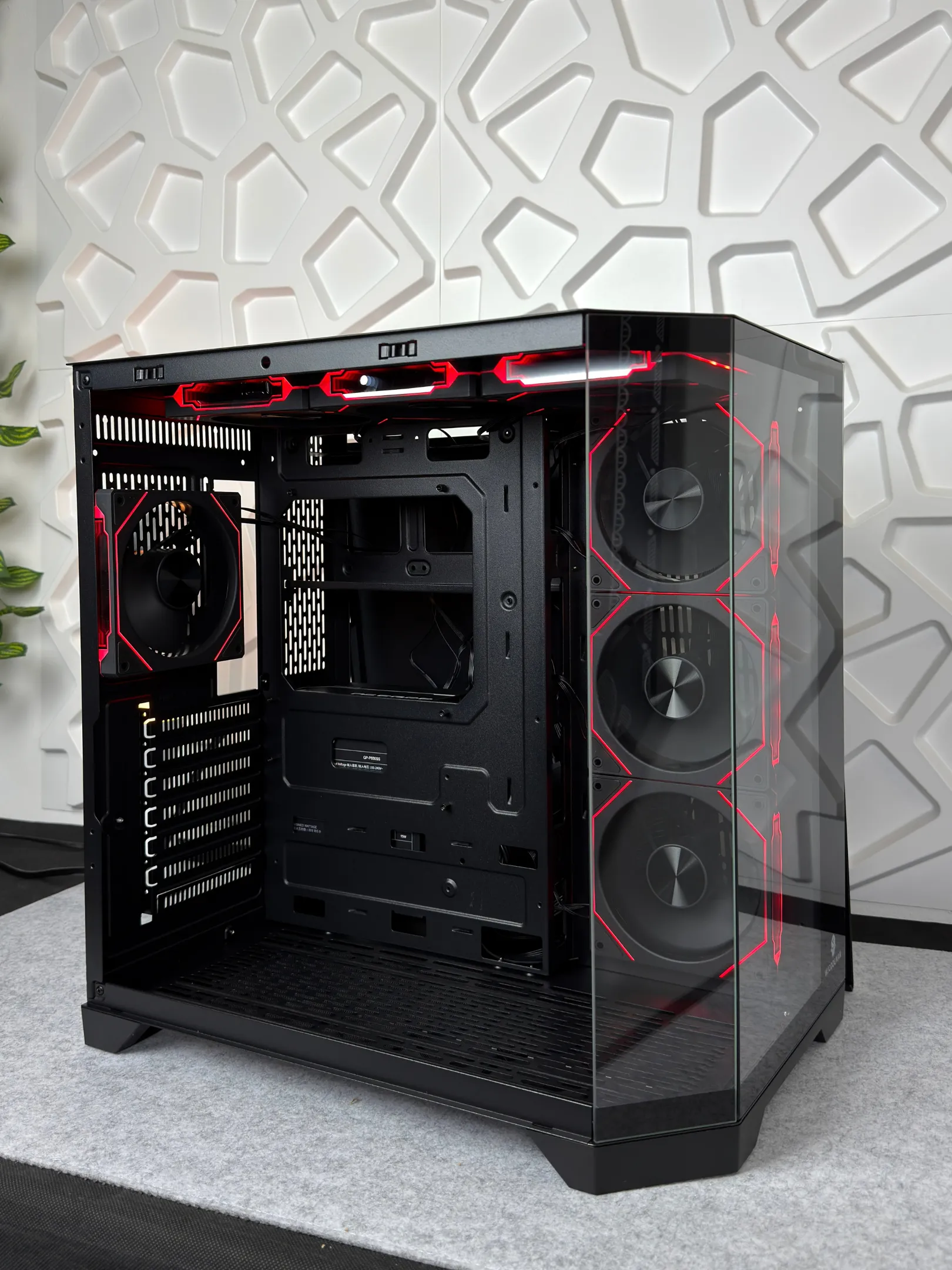 45 Black Dreamer Plus ATX Case - Image 1