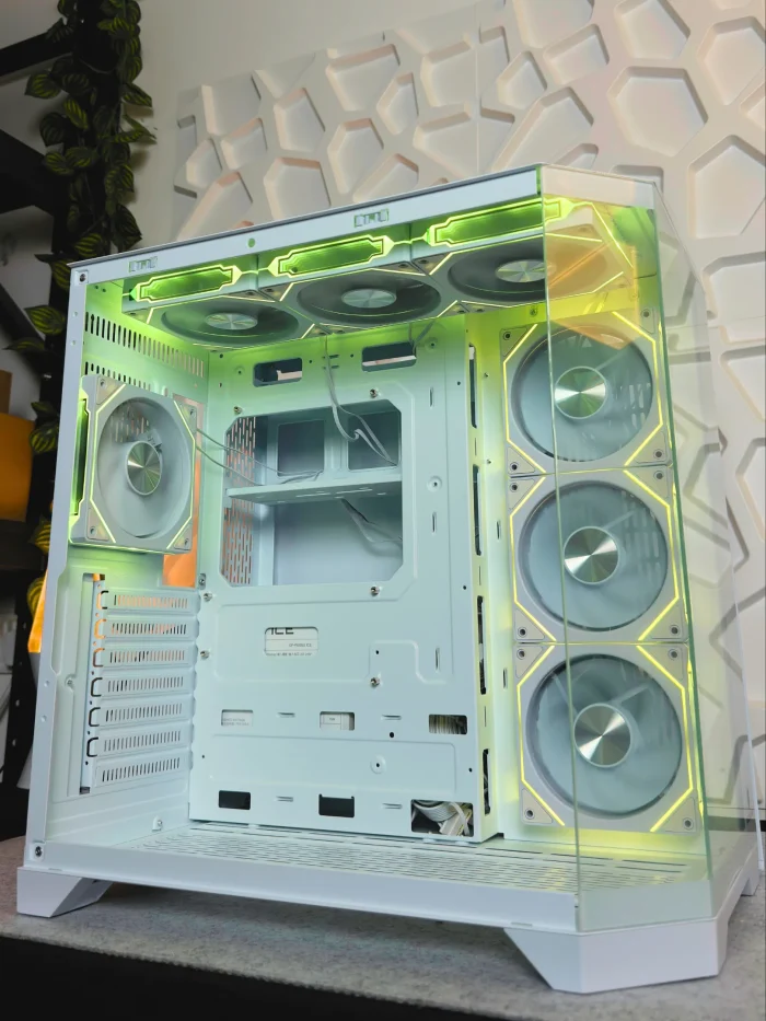 White Dreamer Plus ATX Case + 7 fans - Image 2