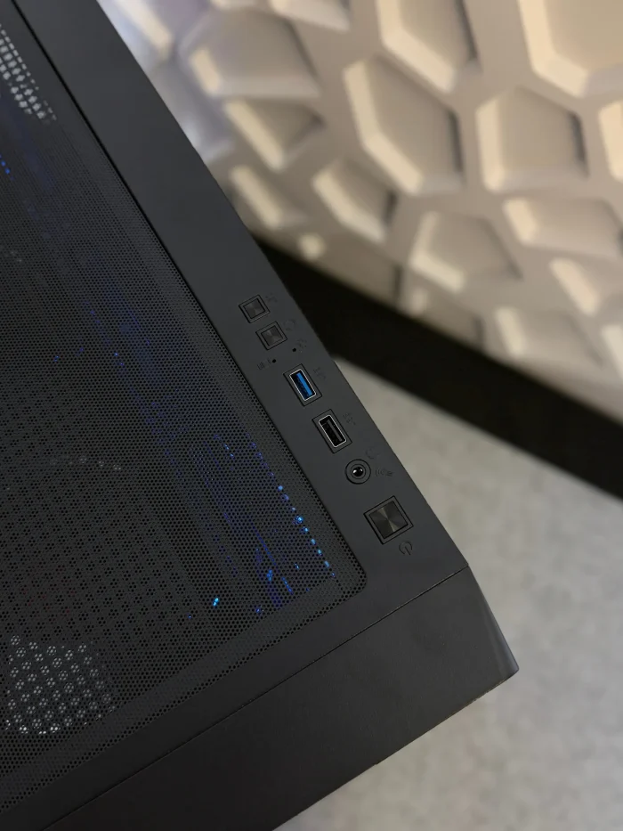 Black Craftsman PLUS Case  + 7 Fans - Image 4